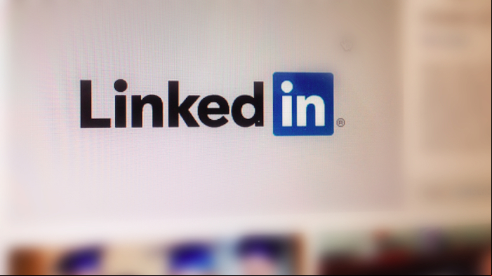 Cómo subir un CV (Currículum) a LinkedIn - Consejos para Maximizar el Potencial de tu CV en LinkedIn